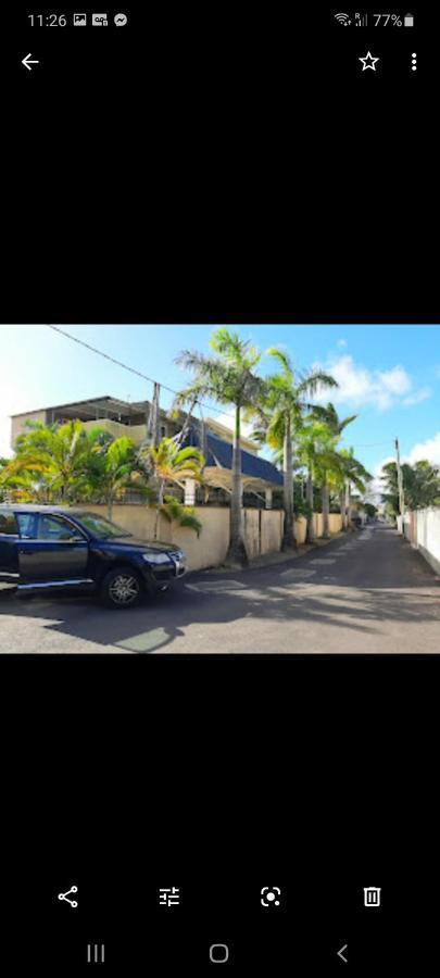 Oasis Tropical Aparthotel Pereybere Beach Екстериор снимка