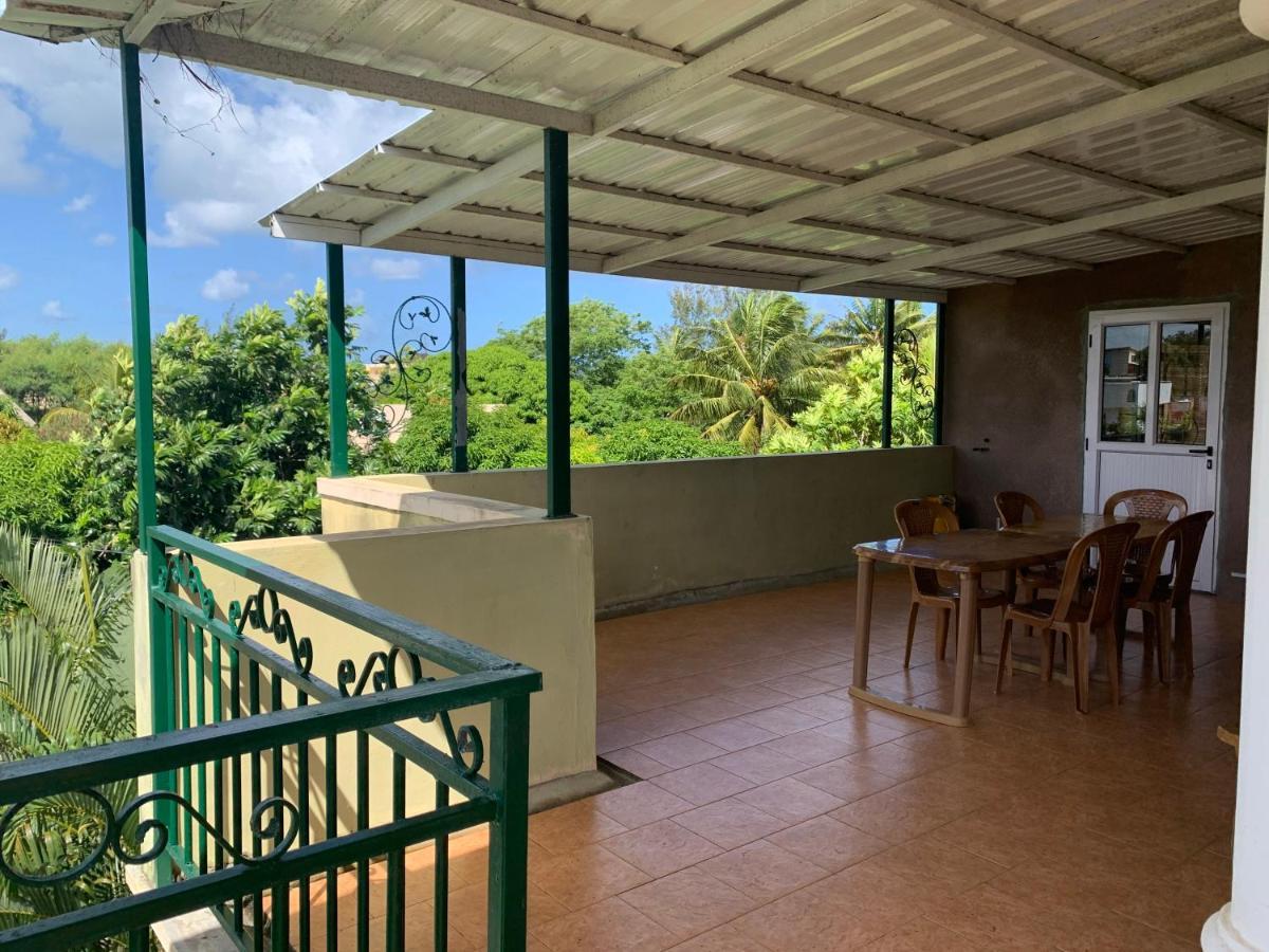 Oasis Tropical Aparthotel Pereybere Beach Екстериор снимка